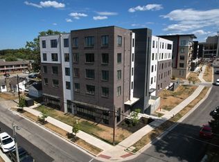 301 E 19th St #402, Bloomington, IN 47408