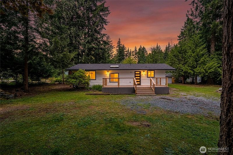 2nd image of 921 Ruby Valley Court