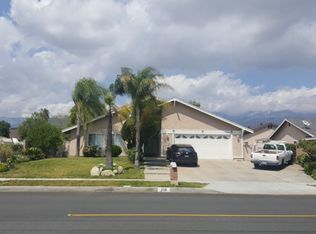 559 E 14th St, Upland, CA 91786