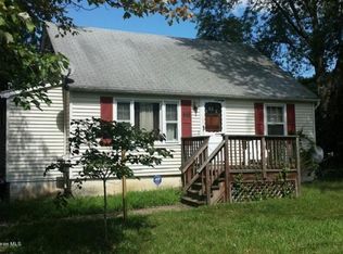 222 Freehold Rd, Manalapan, NJ 07726