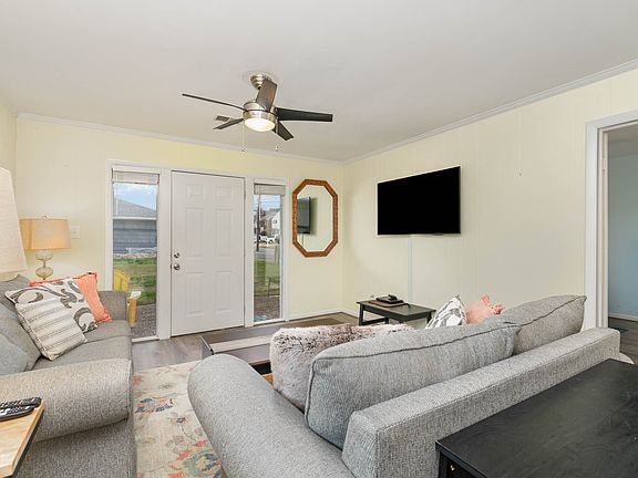 5th image of 5610 Atlantic Ave #B