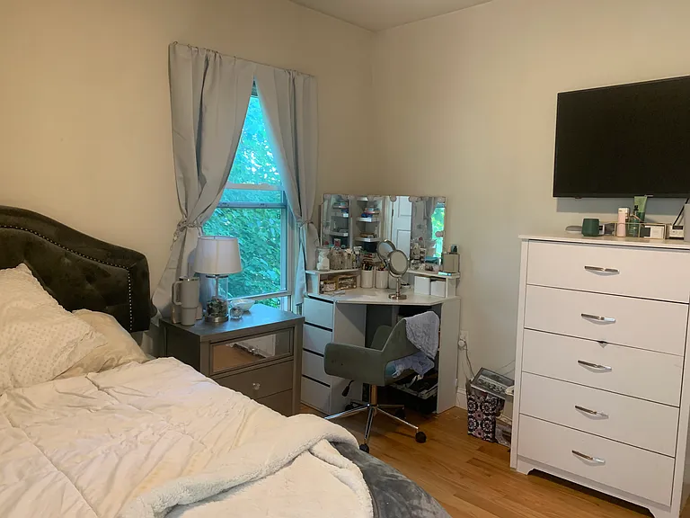 117 Webster Ave #3 — Photo 21