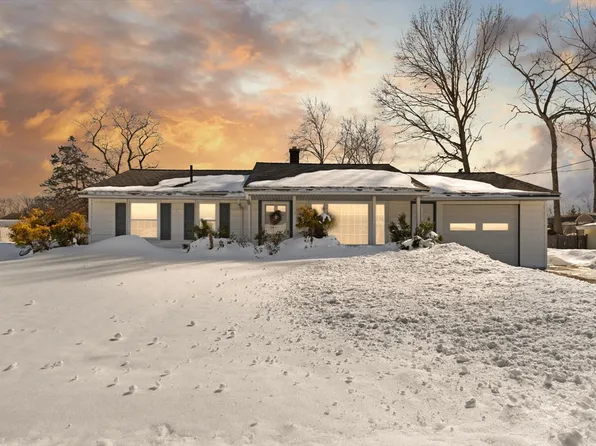 275 Jon Dr, Brockton, MA 02302