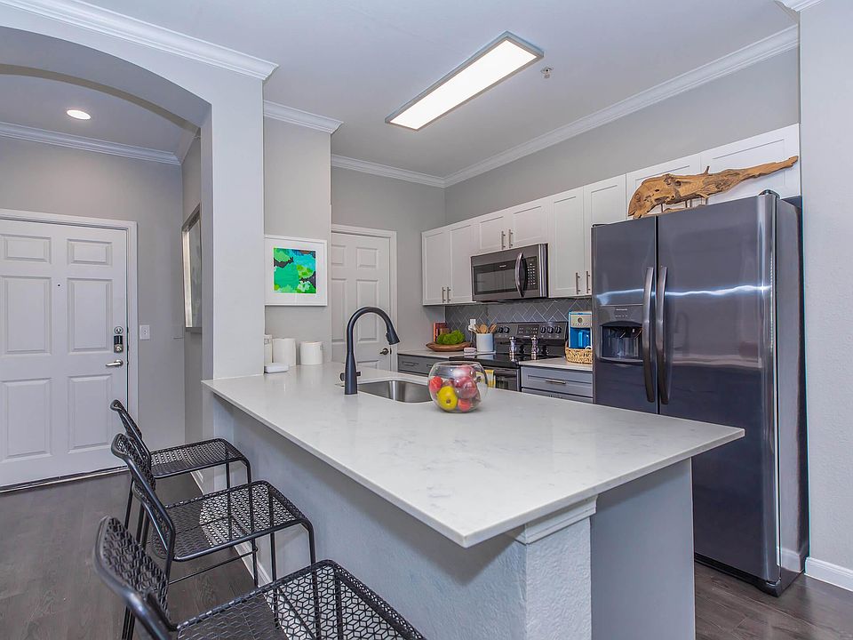 STAINLESS STEEL APPLIANCE OPTION