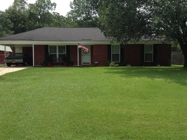 3410 Plantation Ct, Mobile, AL 36695