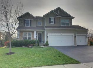 6924 Greenspire Dr, Lewis Center, OH 43035