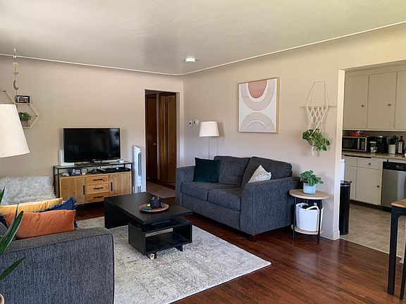 2nd image of 3915 W 23rd Ave
