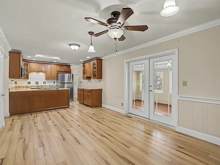 2205 Tampico Trl — Photo 13