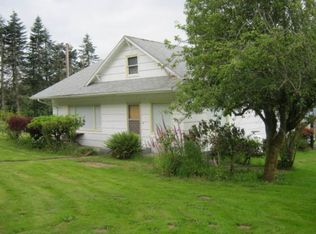 71697 Fern Hill Rd, Rainier, OR 97048