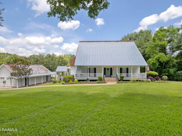 106 Tusk Cir, Carencro, LA 70520