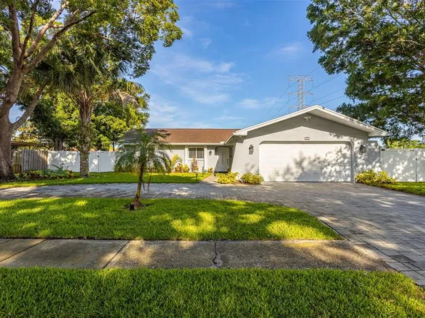 3276 Fox Hill Dr, Clearwater, FL 33761