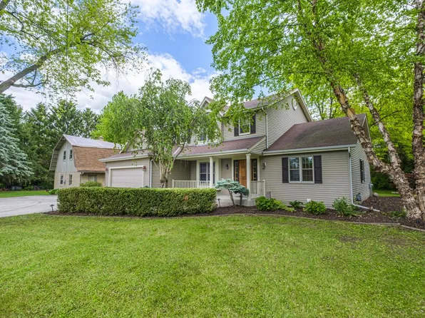 10562 North Cedarburg ROAD, Mequon, WI 53092