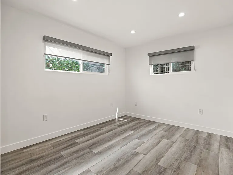 410 Lucas Ave — Photo 49