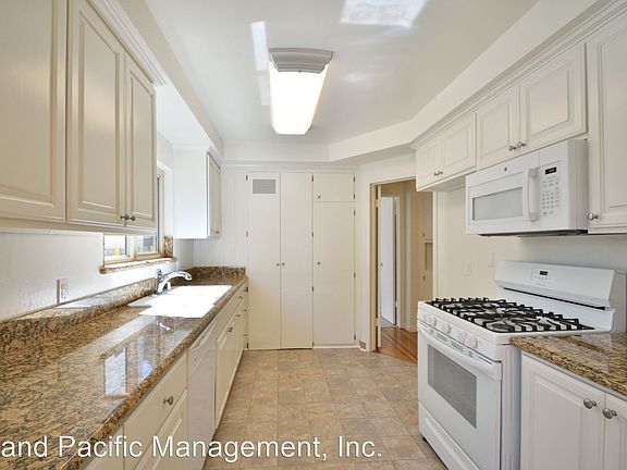 4th image of 25227 Loytan St APT A