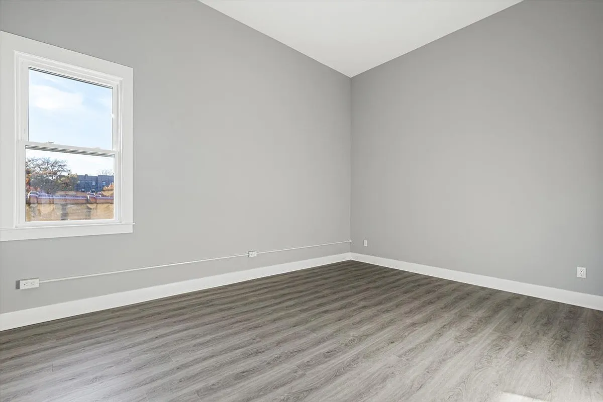 1 bed, 500 sqft, $2,900 — Photo 3