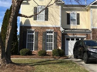 5937 Fox Point Cir, Winston Salem, NC 27104