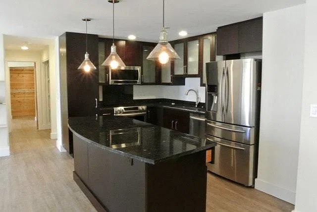 2 bed, 960 sqft, $3,200 — Photo 1