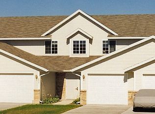 203 E Parkview St #B, Cottage Grove, WI 53527