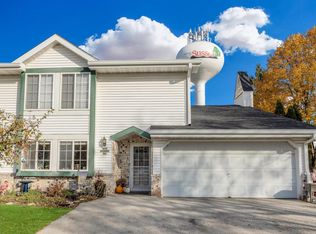 N74W23445 Water Tower Ct APT D1, Sussex, WI