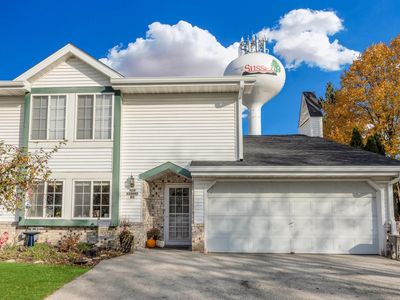 N74W23445 Water Tower COURT UNIT D1, Sussex, WI, 53089
