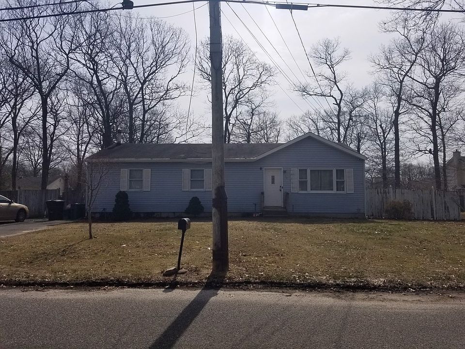 1st image of 28 Wood Ave