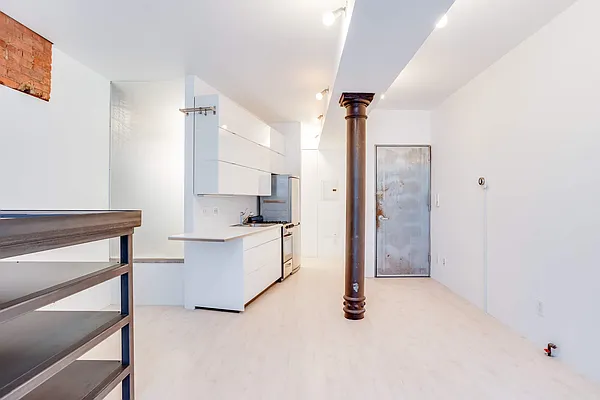 Rented by Compass | media 42