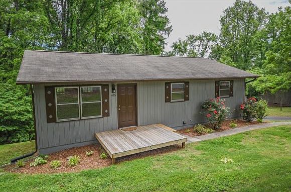 1st image of 405 Rainbow Cir