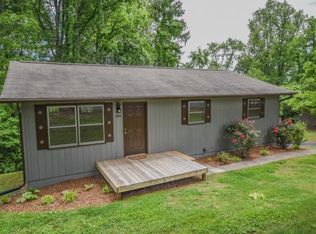 405 Rainbow Cir, Kingsport, TN 37660