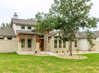 184 Crescent Rdg, Adkins, TX 78101