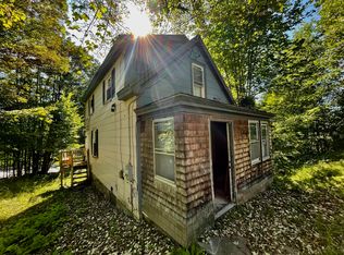 469 Virgin St, Rumford, ME 04276