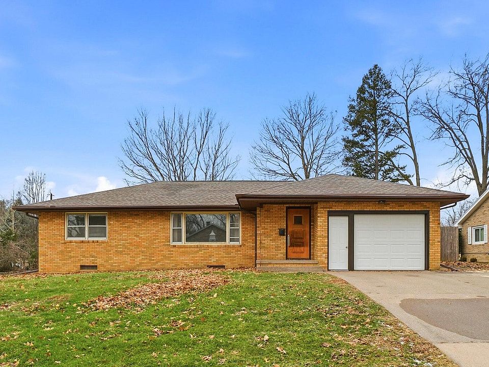 1st image of 2000 Circle Dr