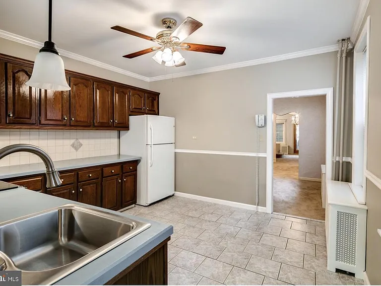 1513 E Moyamensing Ave — Photo 7