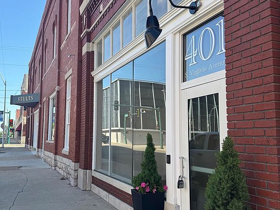 2nd image of 401 Virginia Ave #105