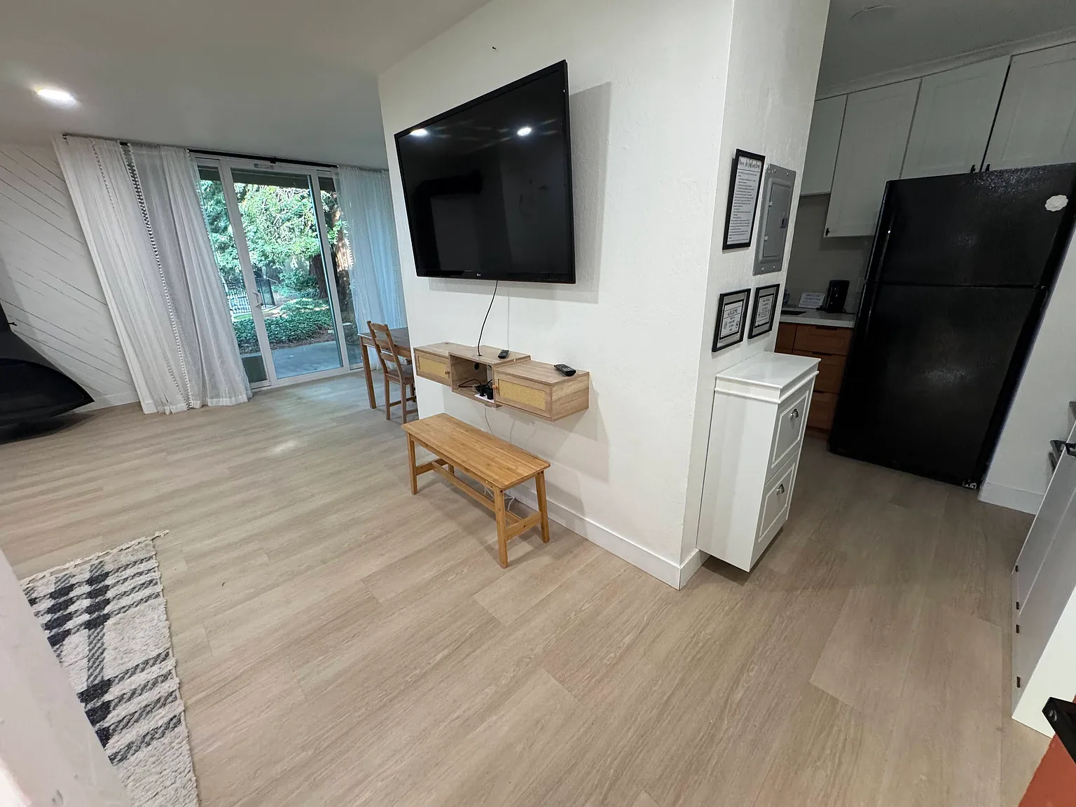 505 Cypress Point Dr — Photo 2