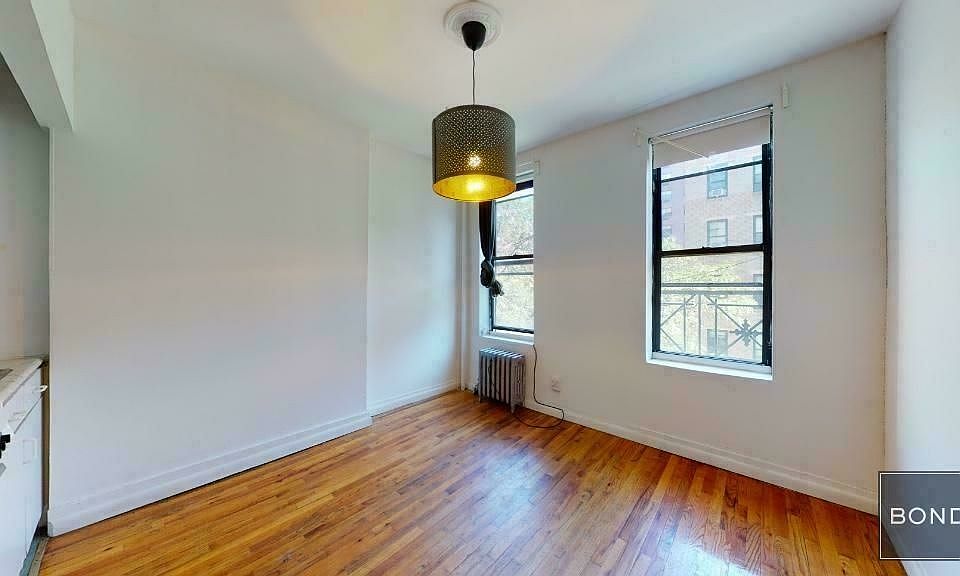 1st image of 536 W 47th St APT 11