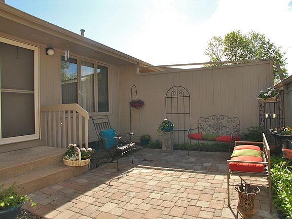 Courtyard patio