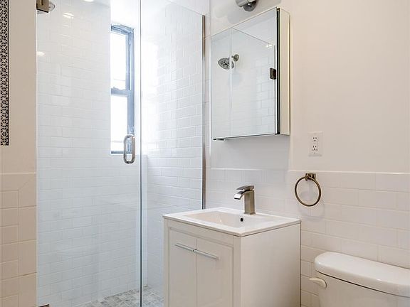 5th image of 178 Mulberry St APT 9