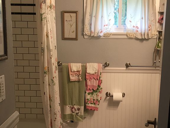 Main floor bathroom 