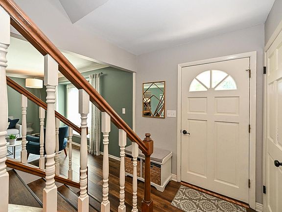 3rd image of 3981 S Victoria COURT