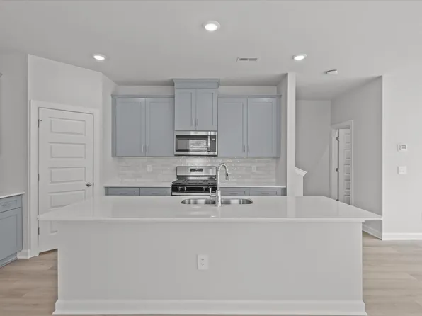 434 Blissful Ct, Taylors, SC 29687