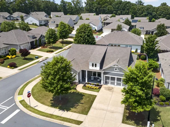 301 Hazel Dr, Woodstock, GA 30189