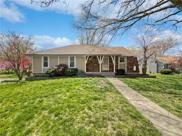 3506 NE Grant St, Lees Summit, MO 64064