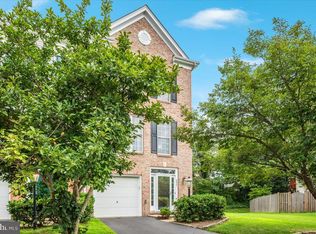 8937 Benchmark Ln, Bristow, VA 20136