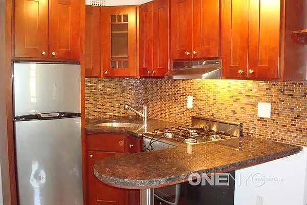 Rented by ONE Manhattan Real Estate | media 14