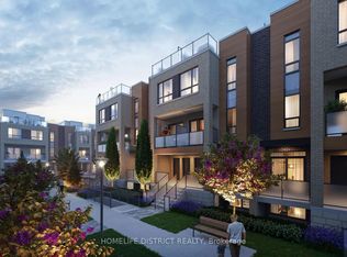 14 Lytham Green Cir #1, Newmarket, ON L3Y 0E1