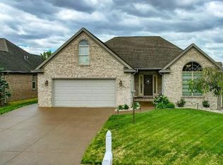 2871 Jace Ln, Newburgh, IN 47630