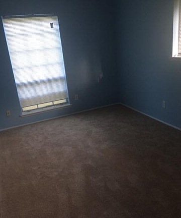 5th image of 50 Hillcrest Dr