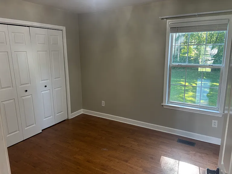 2844 Scoville Ln — Photo 6
