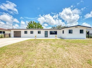 320 Redwood Rd, Venice, FL 34293