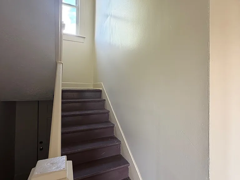 430 Fidelio Rd — Photo 5